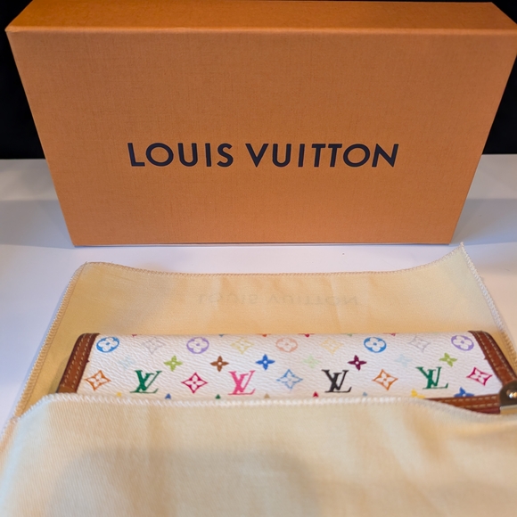 Authentic Louis Vuitton Vintage Murakami Long Wallet - Picture 3 of 13
